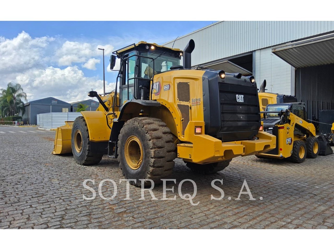 2022 Caterpillar 950L Image 4