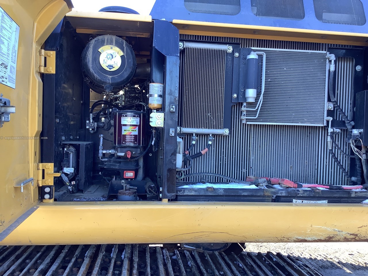 2016 John Deere 210G LC Image 10