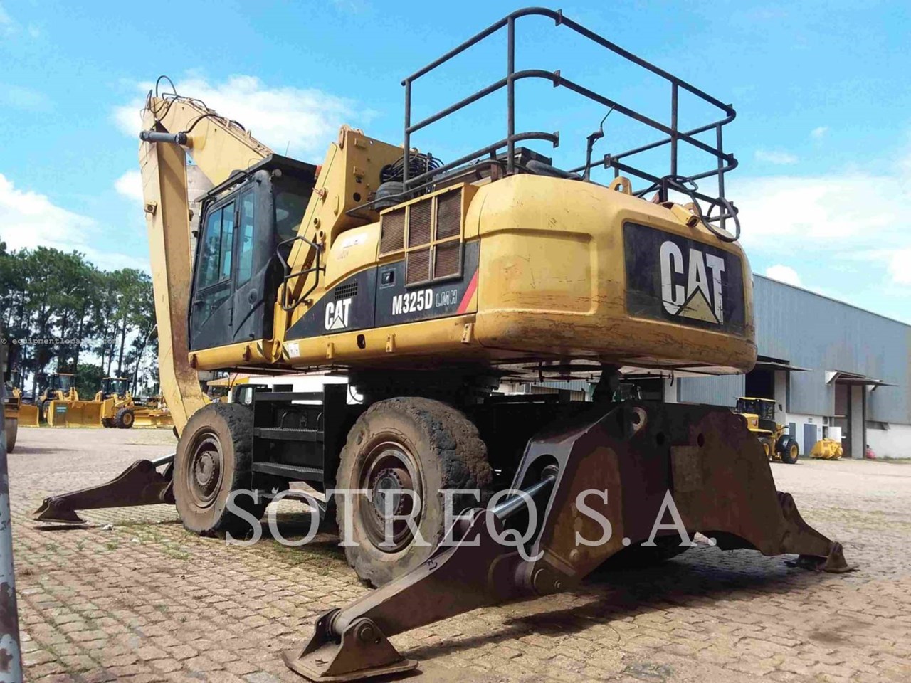 2023 Caterpillar M325DMH Image 4