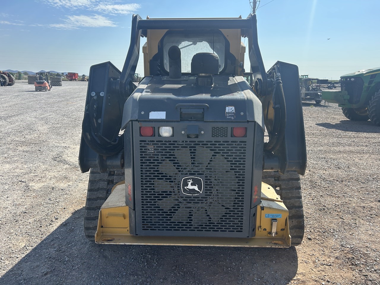 2019 John Deere 333G Image 4