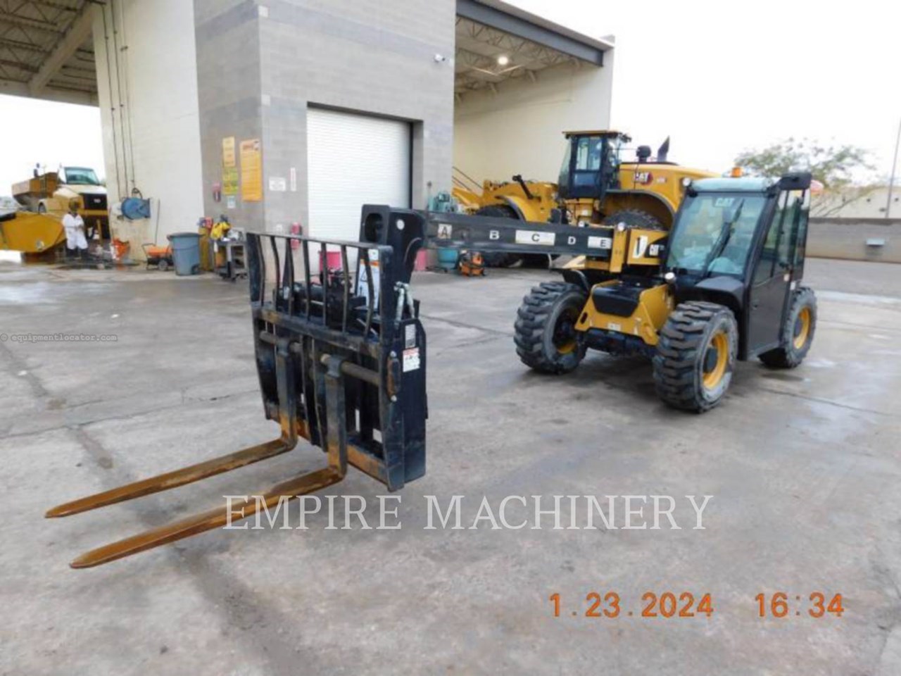 2019 Caterpillar TH255C CA Image 1