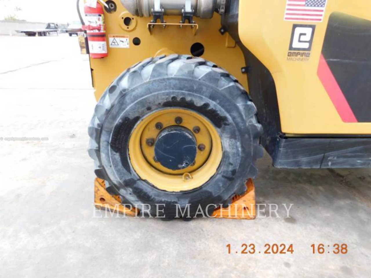 2019 Caterpillar TH255C CA Image 17