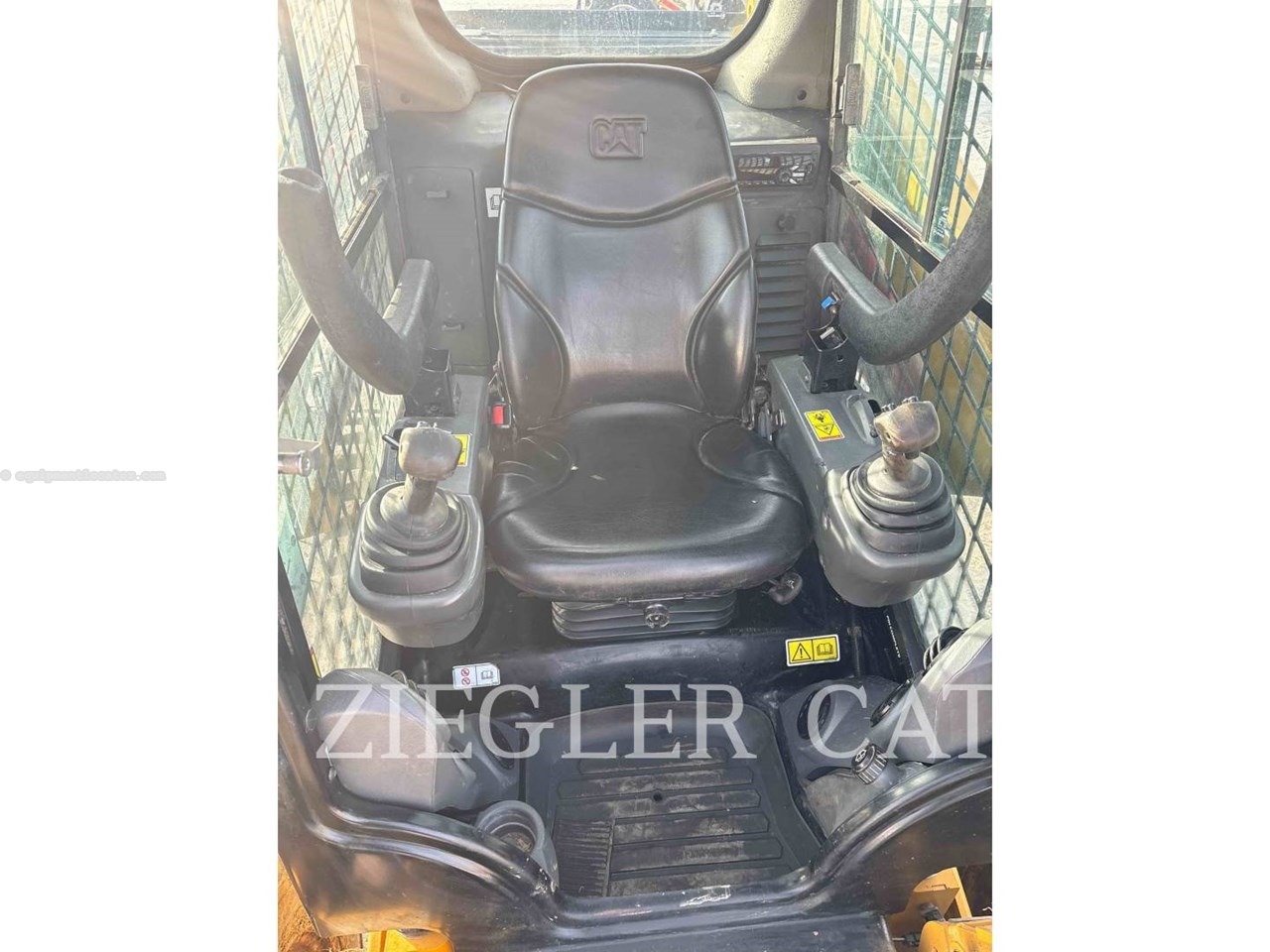 2019 Caterpillar 246D Image 10