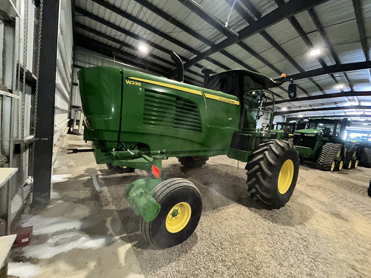 2014 John Deere W235 Image 4