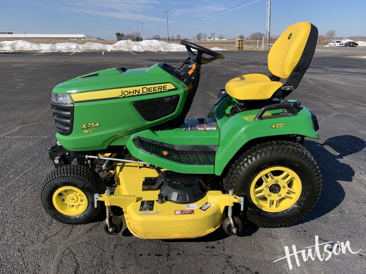 2021 John Deere X754 Image 5