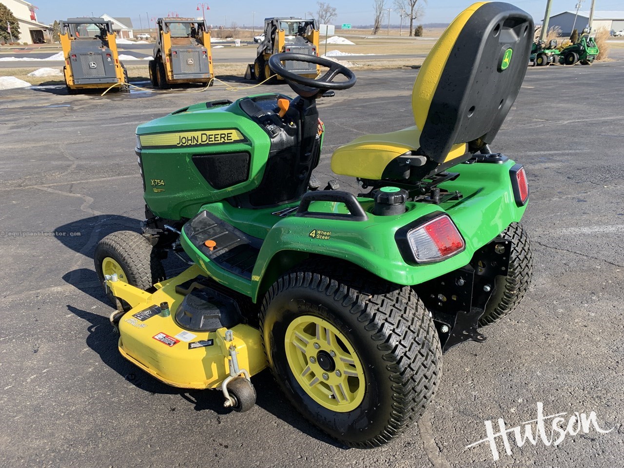 2021 John Deere X754 Image 8