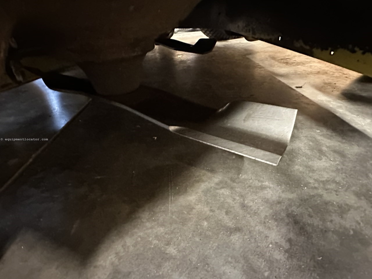 2021 John Deere X754 Image 10