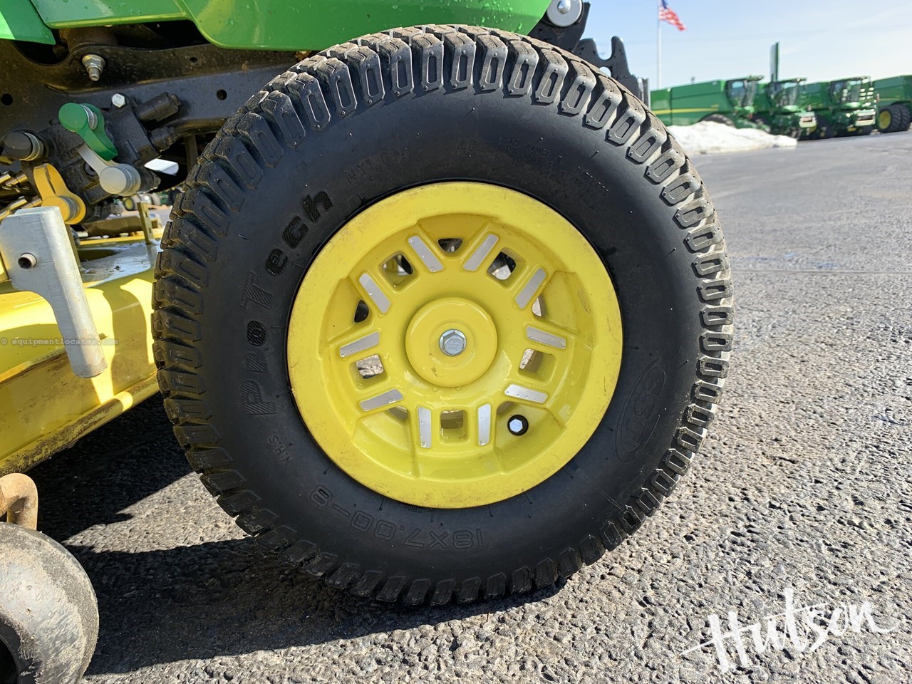 2021 John Deere X754 Image 13