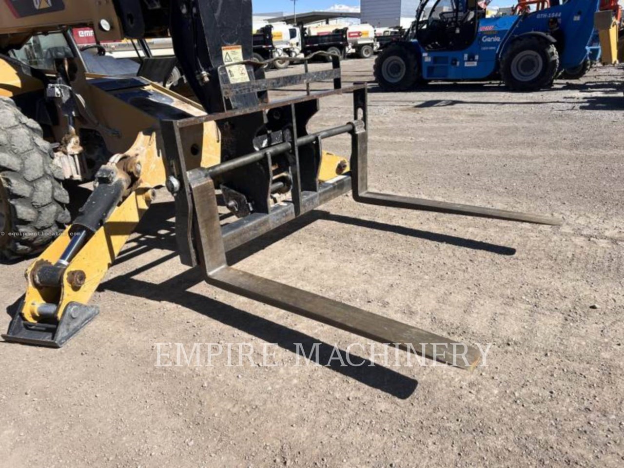 2017 Caterpillar TL1055D Image 20