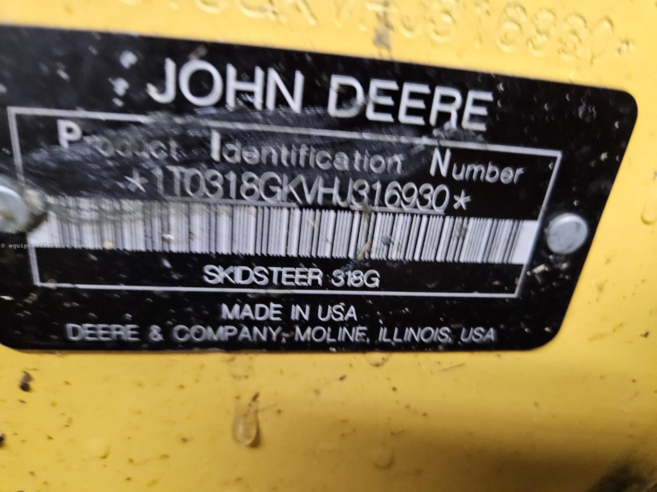 2017 John Deere 318G Image 2