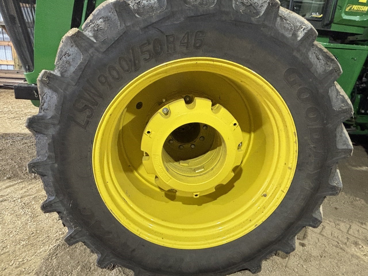 2023 John Deere 9R 640 Image 6