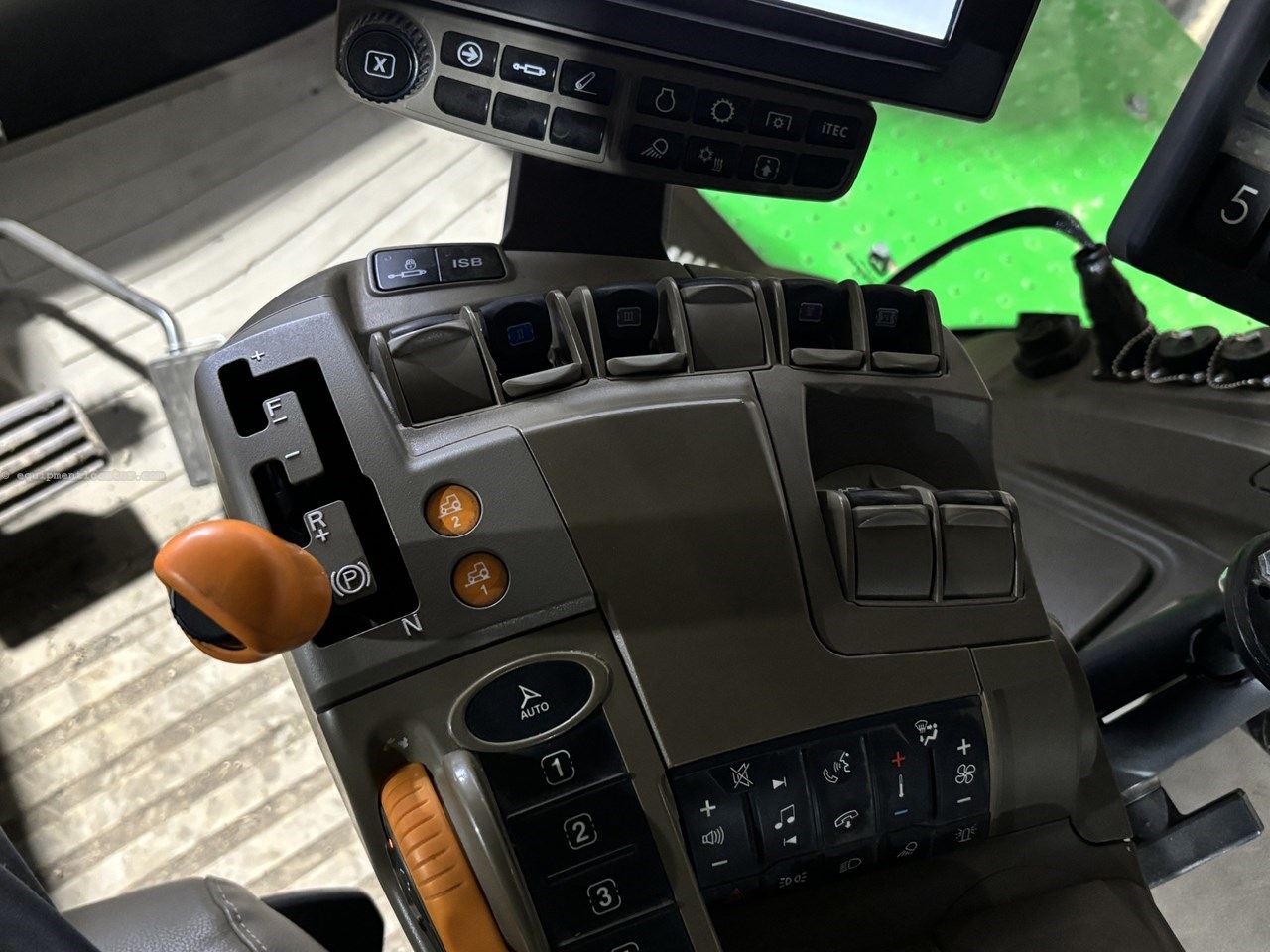 2023 John Deere 9R 640 Image 11