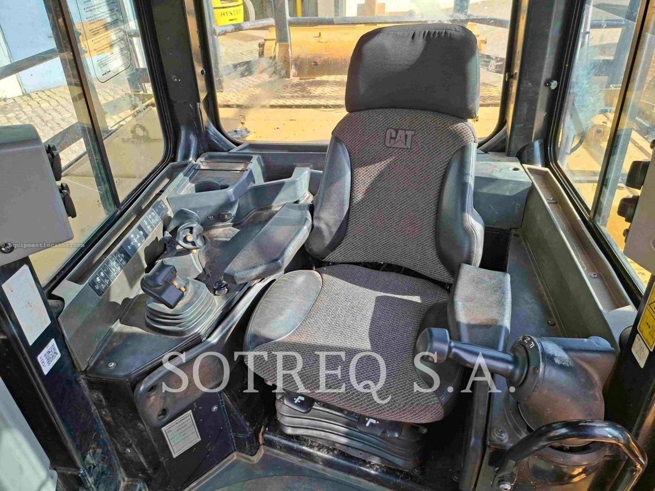2022 Caterpillar D8T Image 10
