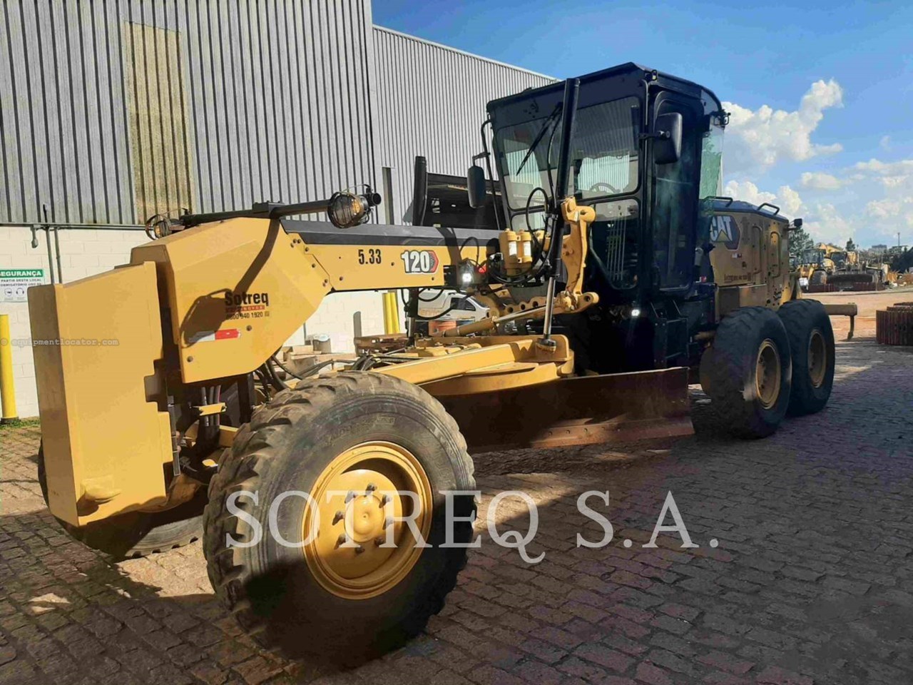 2022 Caterpillar 12014AWD Image 10