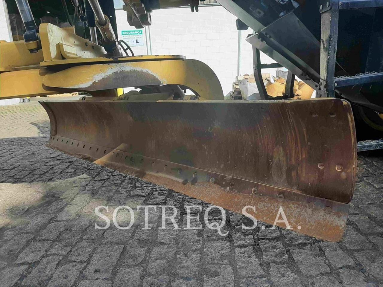 2022 Caterpillar 12014AWD Image 18