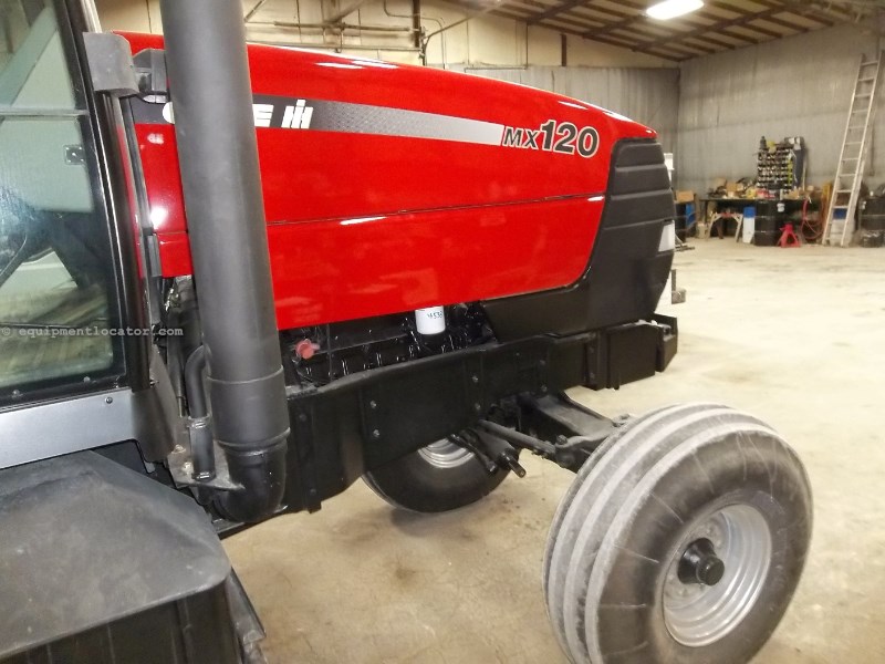 2002 Case IH MX120 Image 10