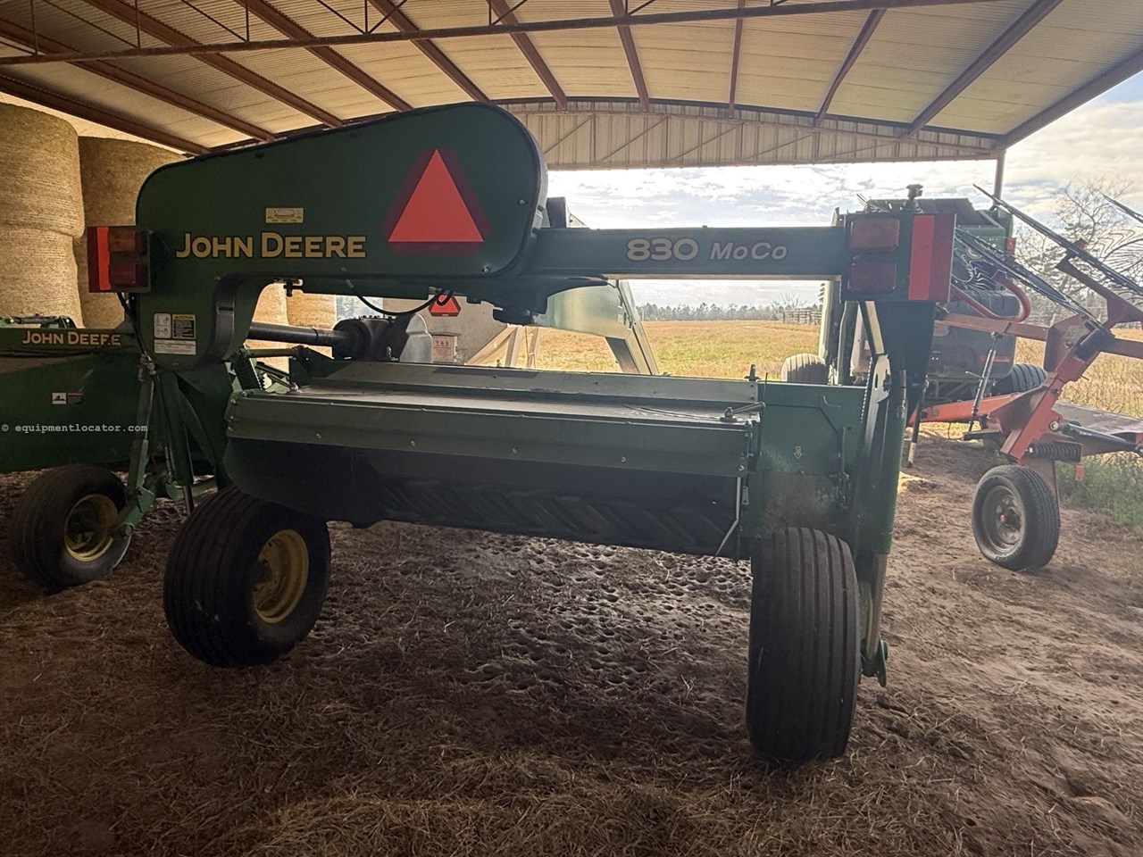 2015 John Deere 830 Image 4