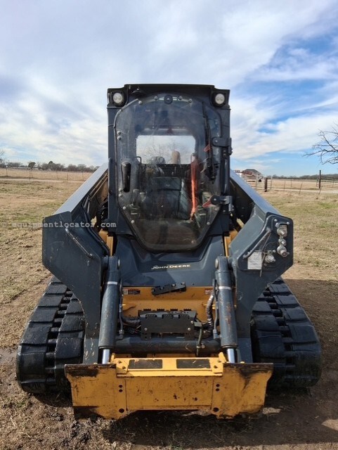 2022 John Deere 331G Image 4