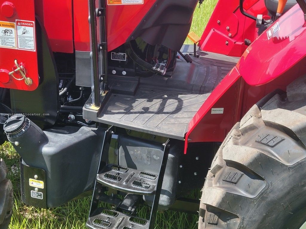 2025 Mahindra 5100 Series 5155 Shuttle Image 6