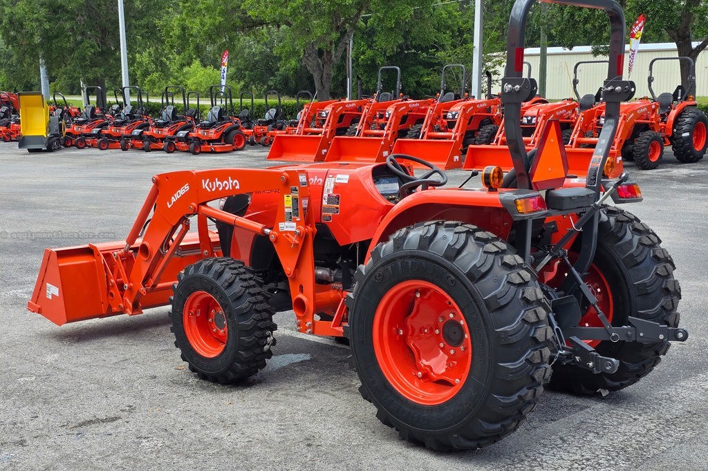 2026 Kubota MX Series MX5400 Image 4