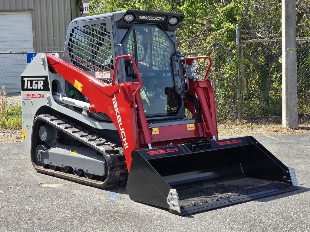 2025 Takeuchi Track Loader TL6R Image 2