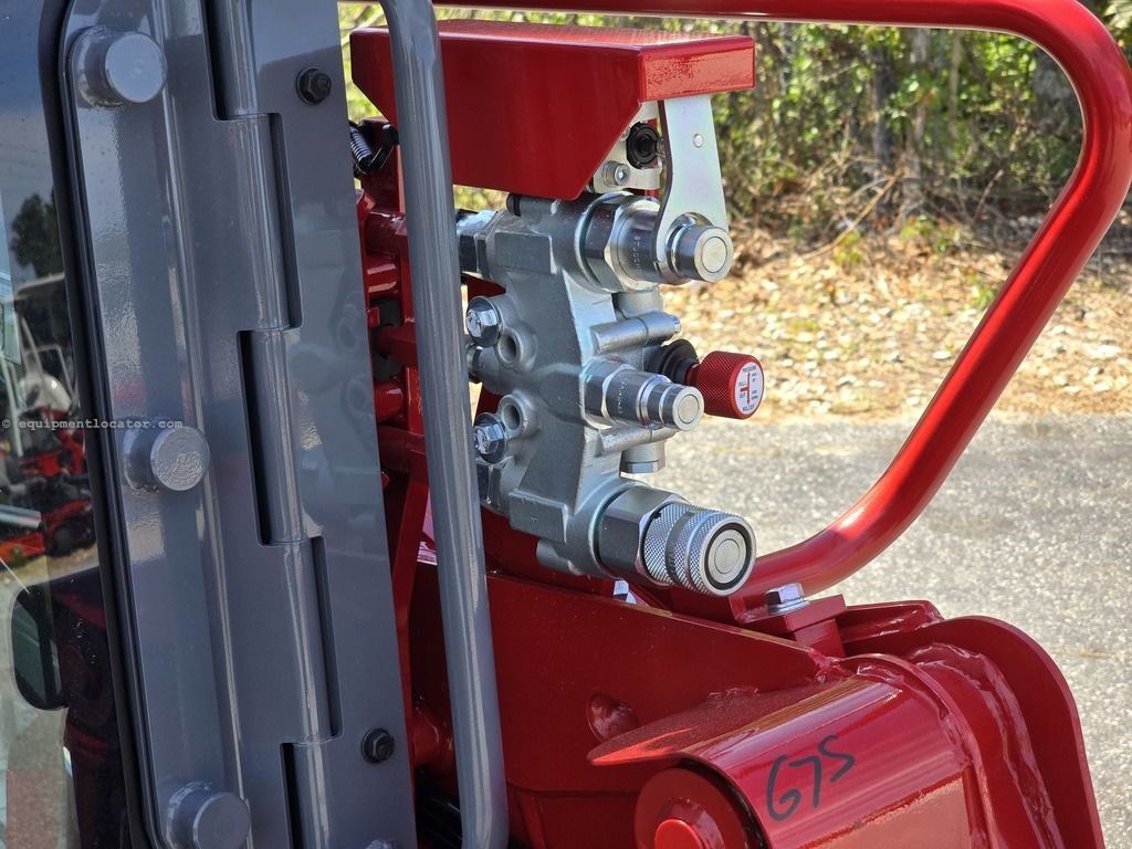 2025 Takeuchi Track Loader TL6R Image 6