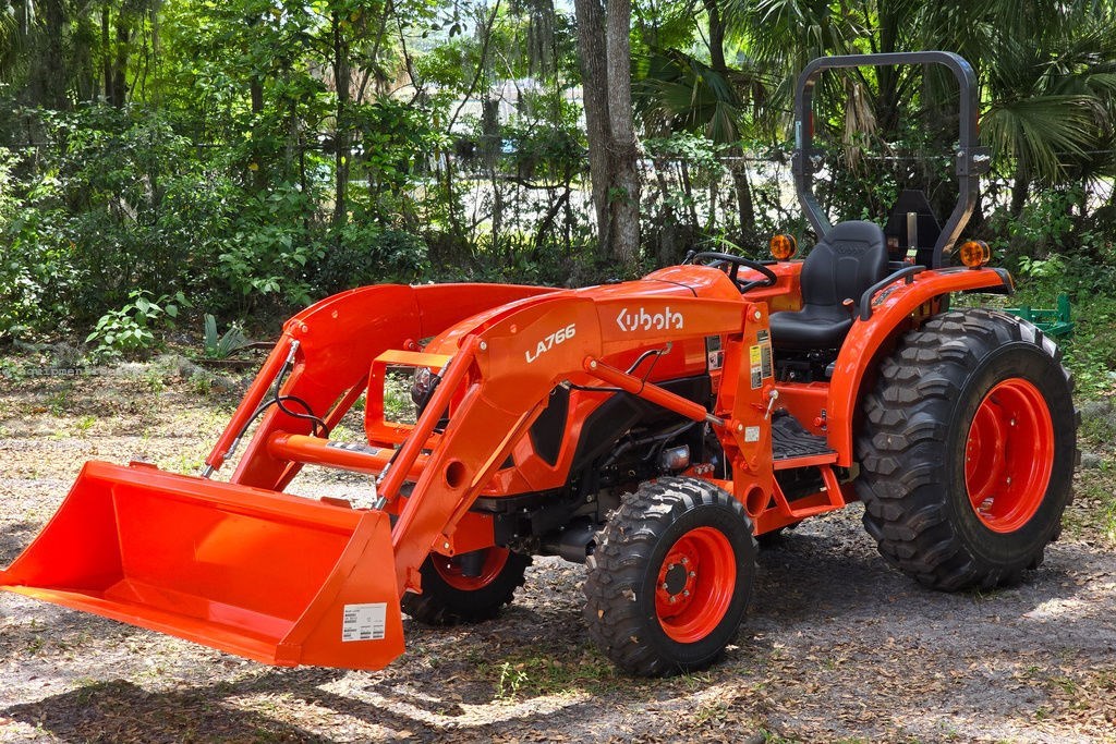 2026 Kubota L Series L4802 Image 2