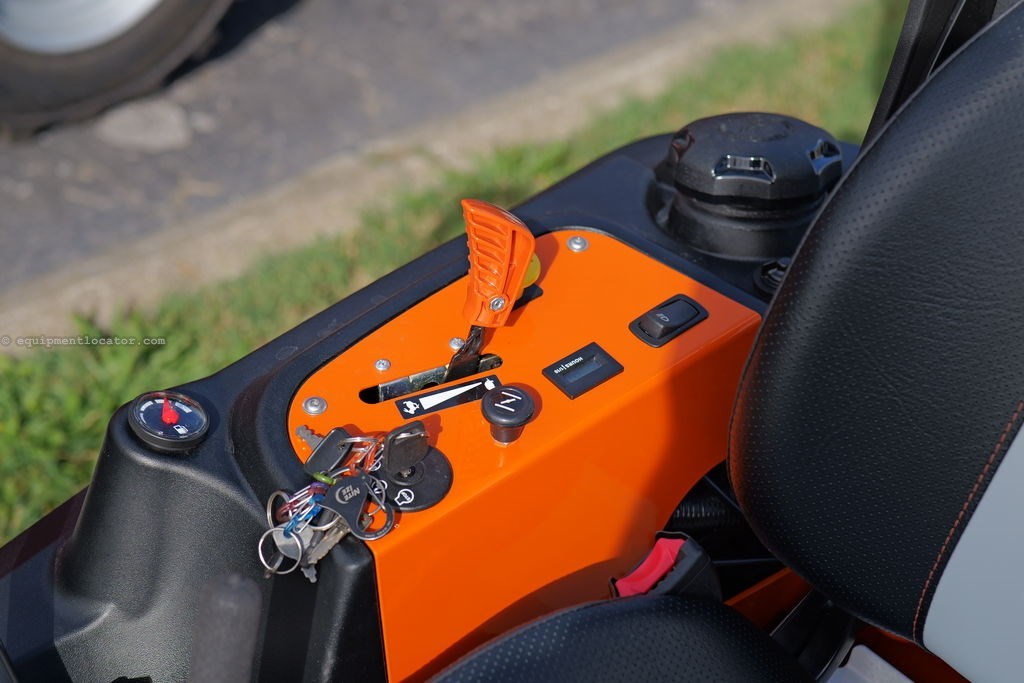 2026 Stihl Zero-Turn Mowers RZ 752 K Image 6