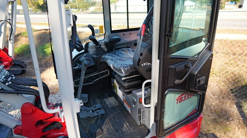 Takeuchi Excavators TB335R Image 2