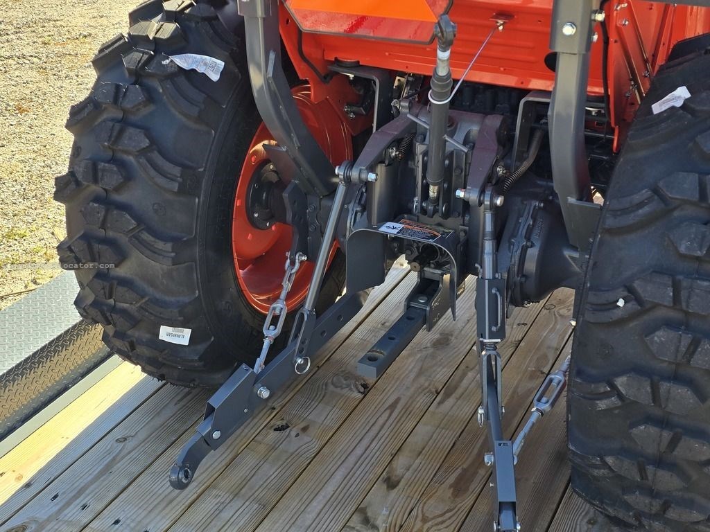 Kubota L60LE Series L3560 Image 4