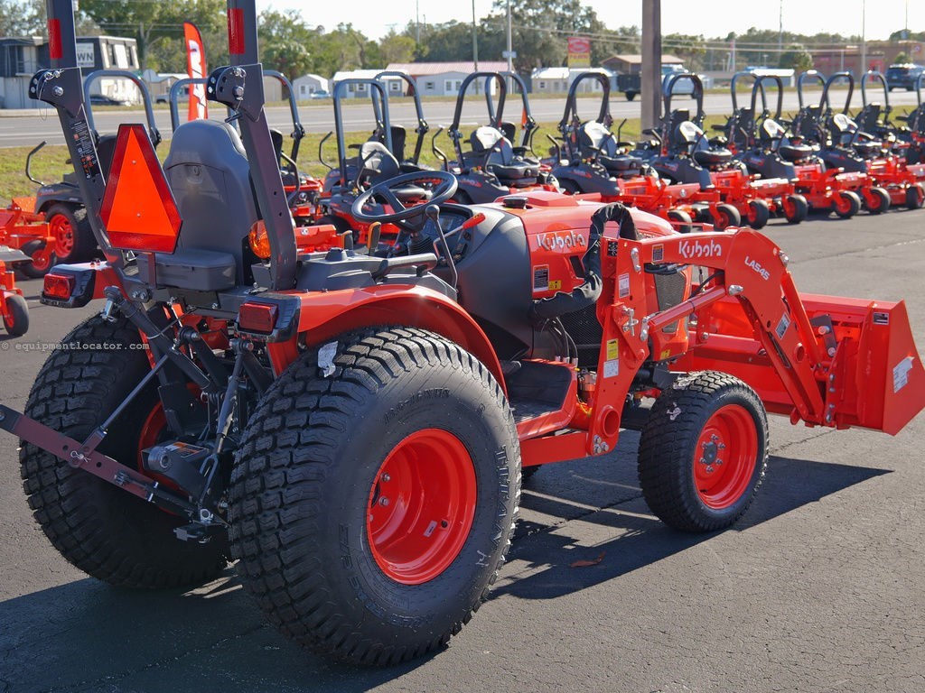 2026 Kubota LX Series LX3520 Image 4