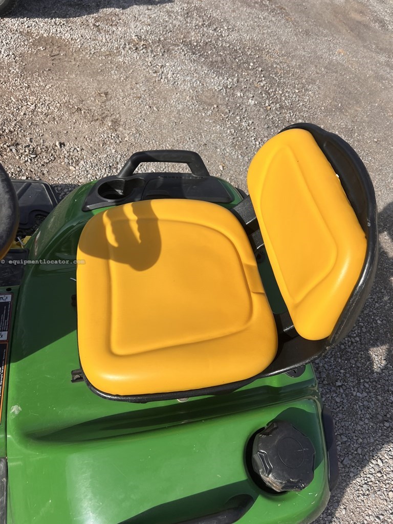 2013 John Deere X530 Image 10