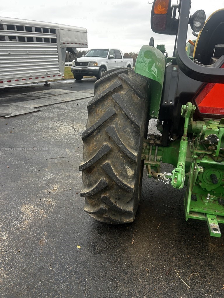 2024 John Deere 5067E Image 10