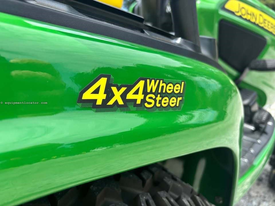John Deere X739 Signature Series Lawn Tractor Image 7