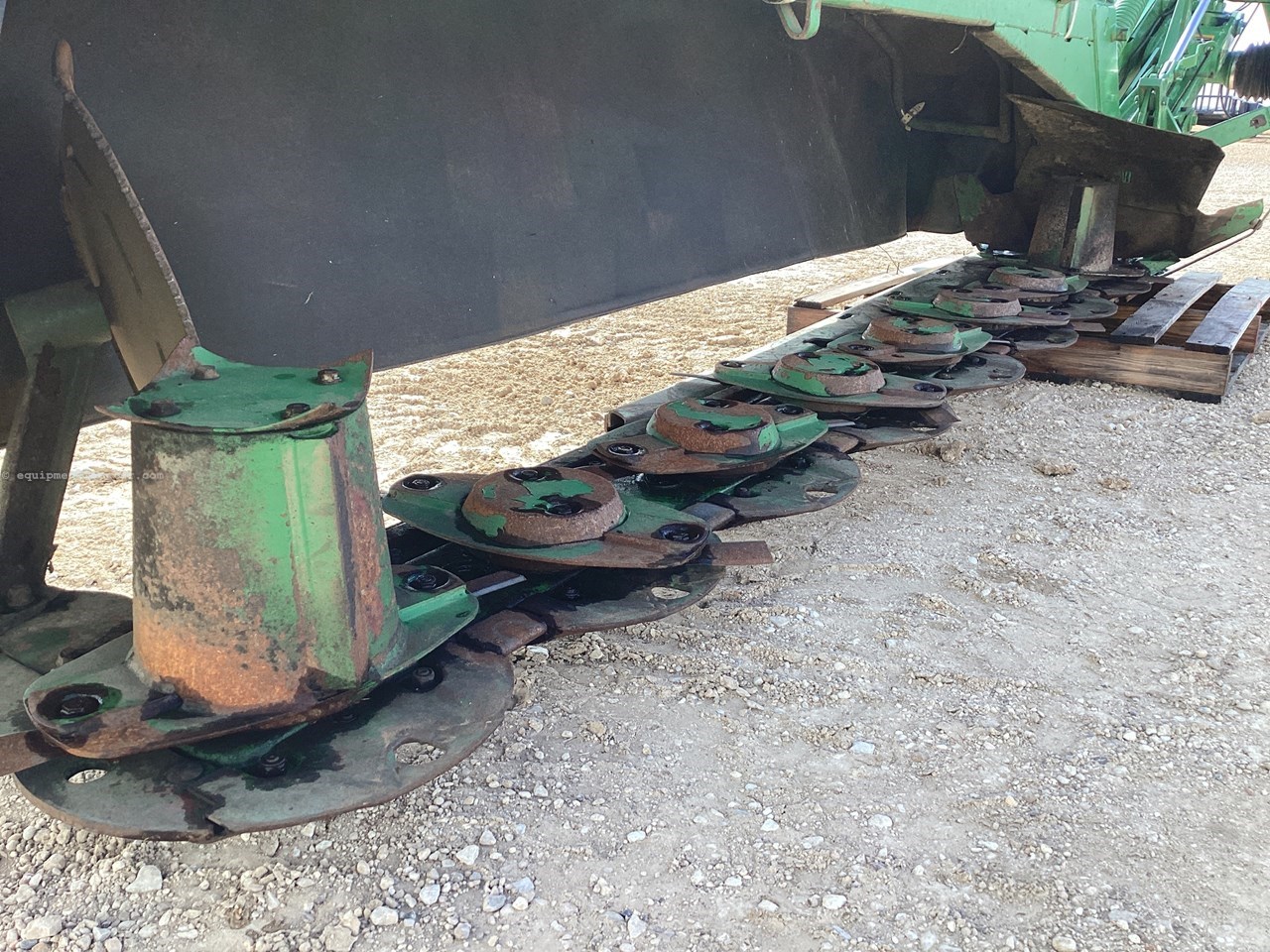 2020 John Deere R310 Image 13