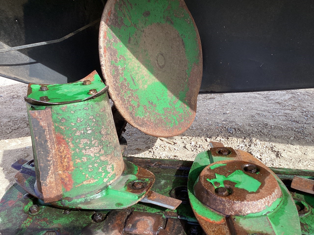 2020 John Deere R310 Image 14