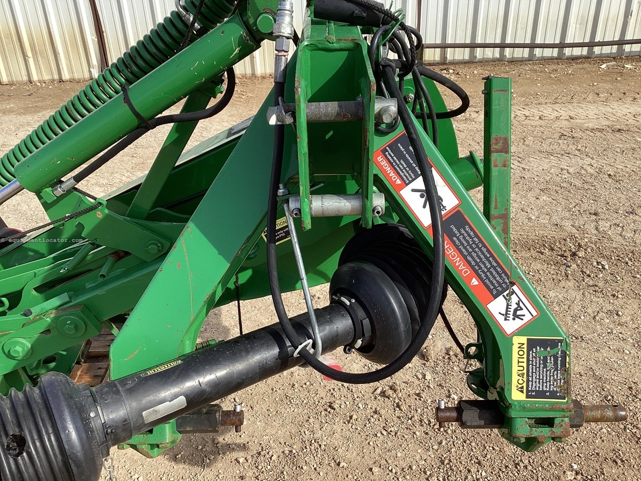 2020 John Deere R310 Image 18