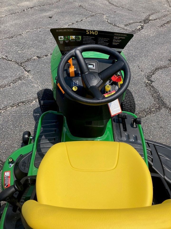 2026 John Deere S140 Image 6