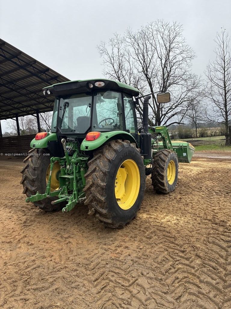 2022 John Deere 5100M Image 4
