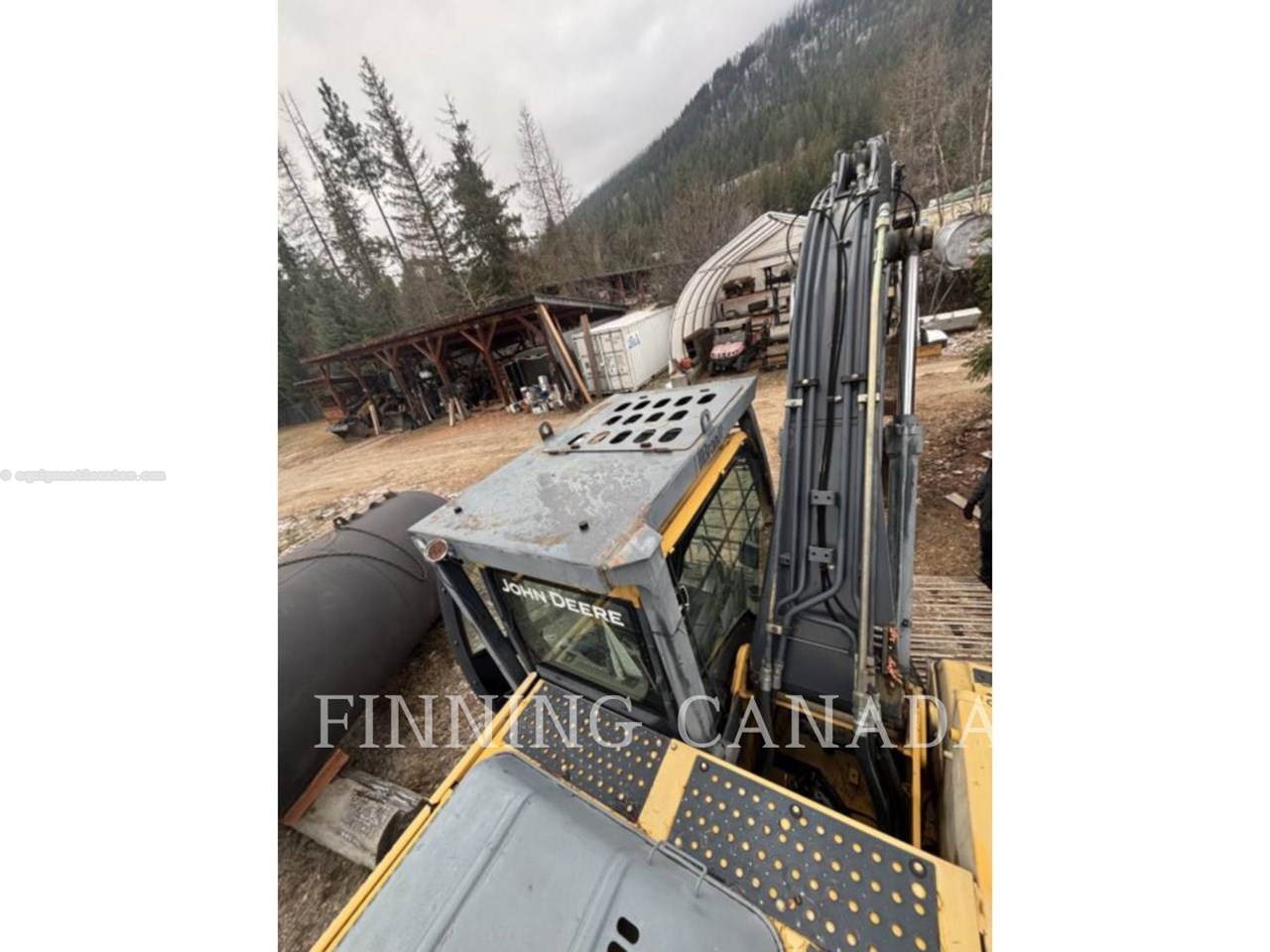 2008 John Deere 200D Image 8