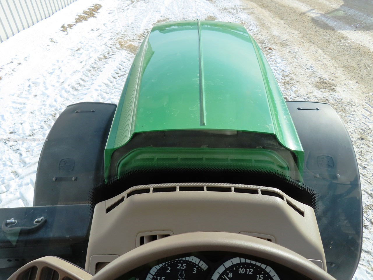 2013 John Deere 6170R Image 30