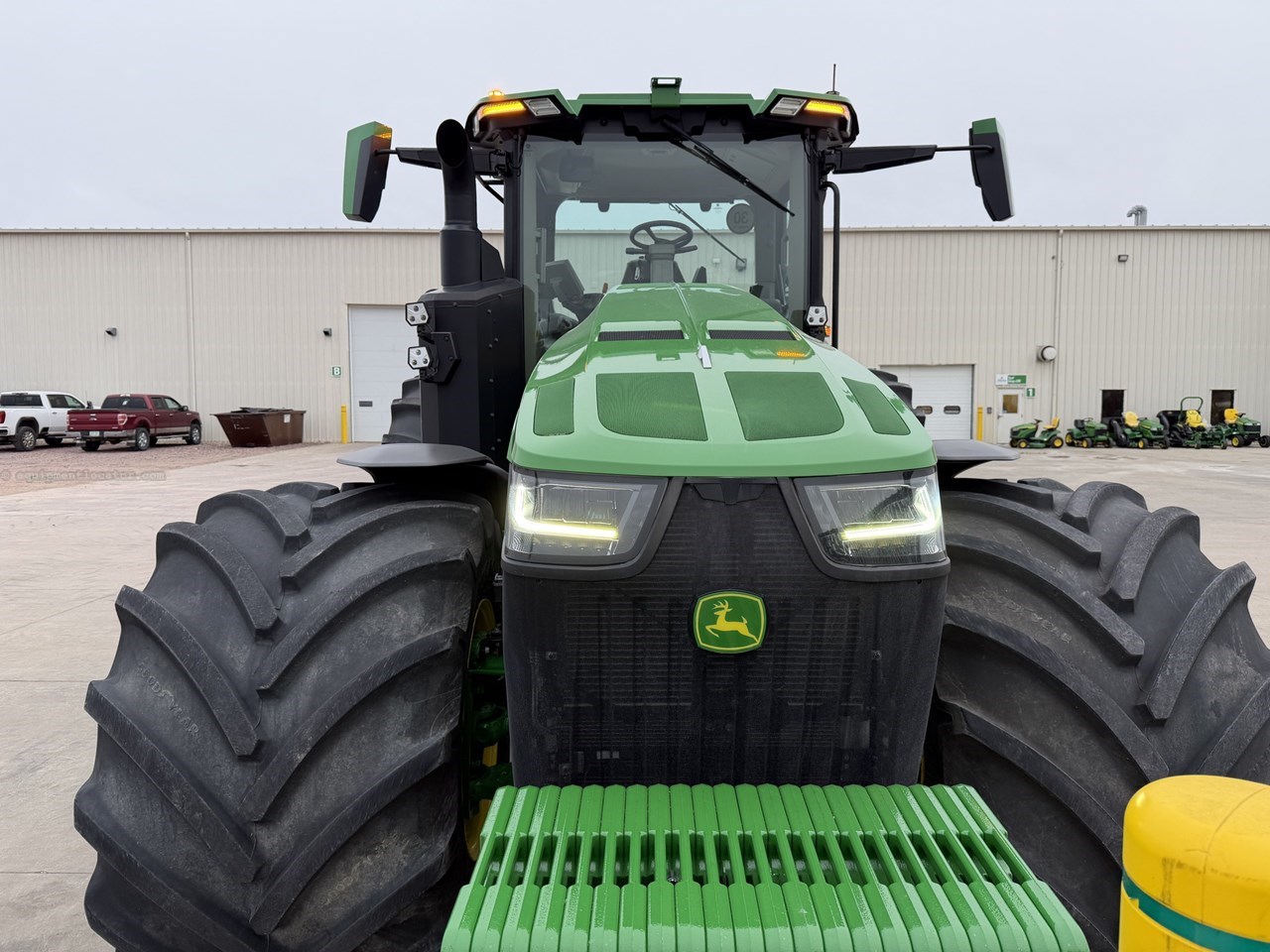 2023 John Deere 8R 370 Image 10