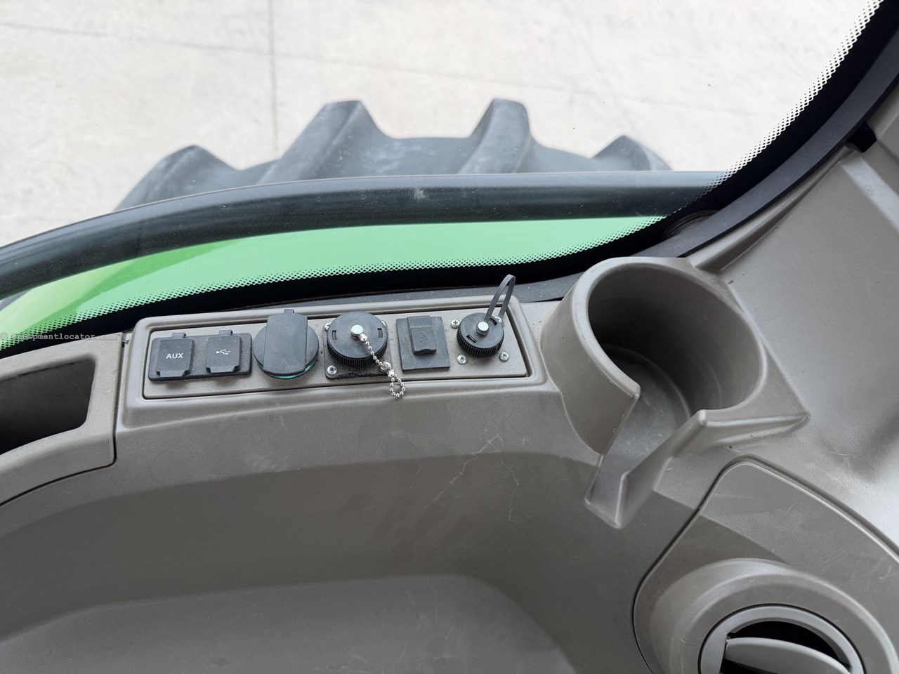 2023 John Deere 8R 370 Image 23