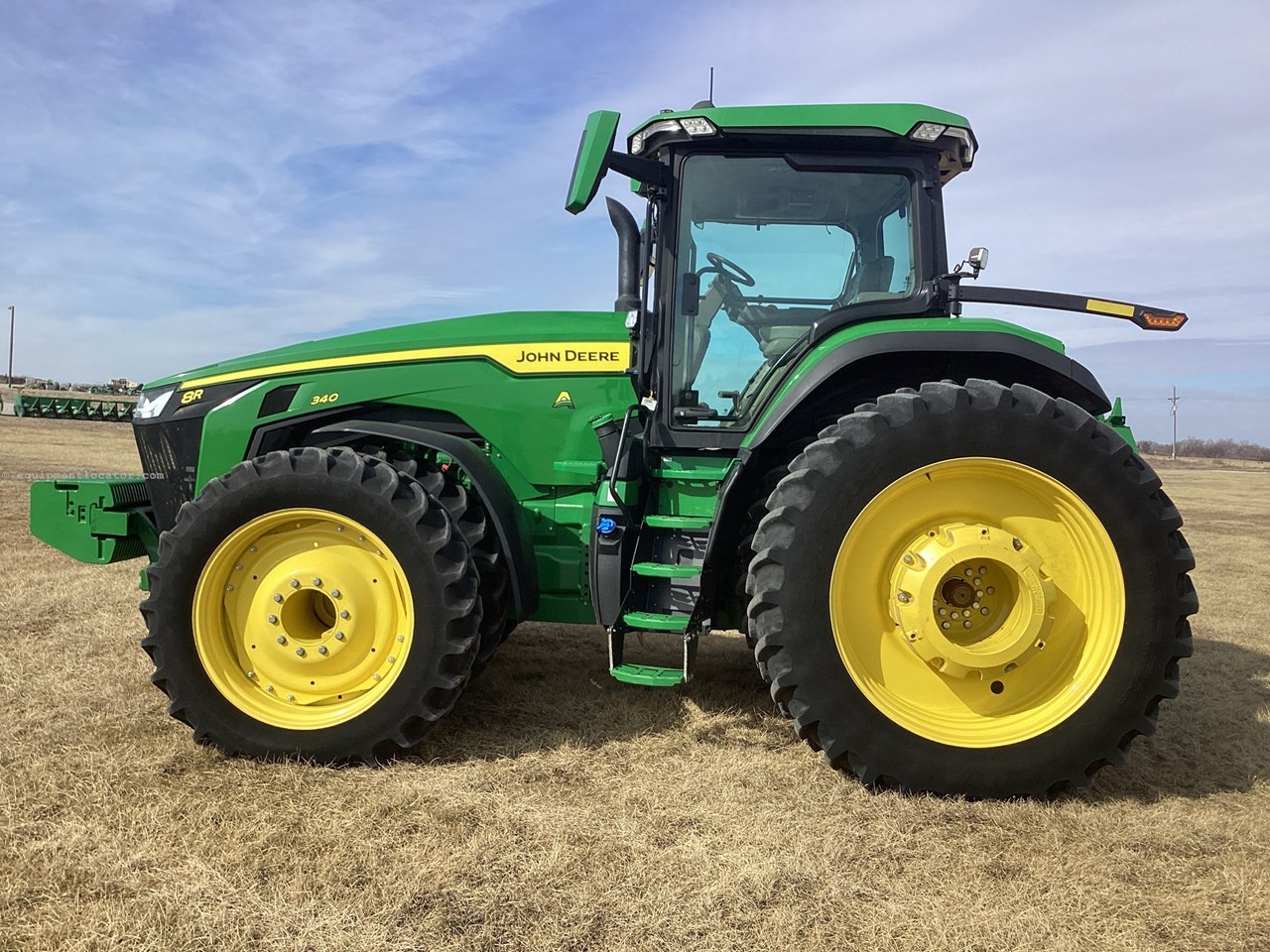 2022 John Deere 8R 340 Image 7