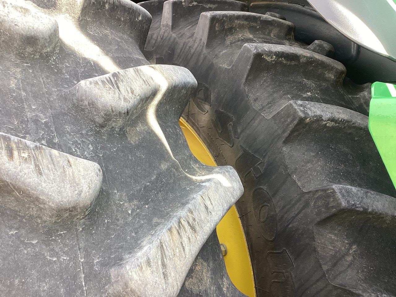 2022 John Deere 8R 340 Image 29