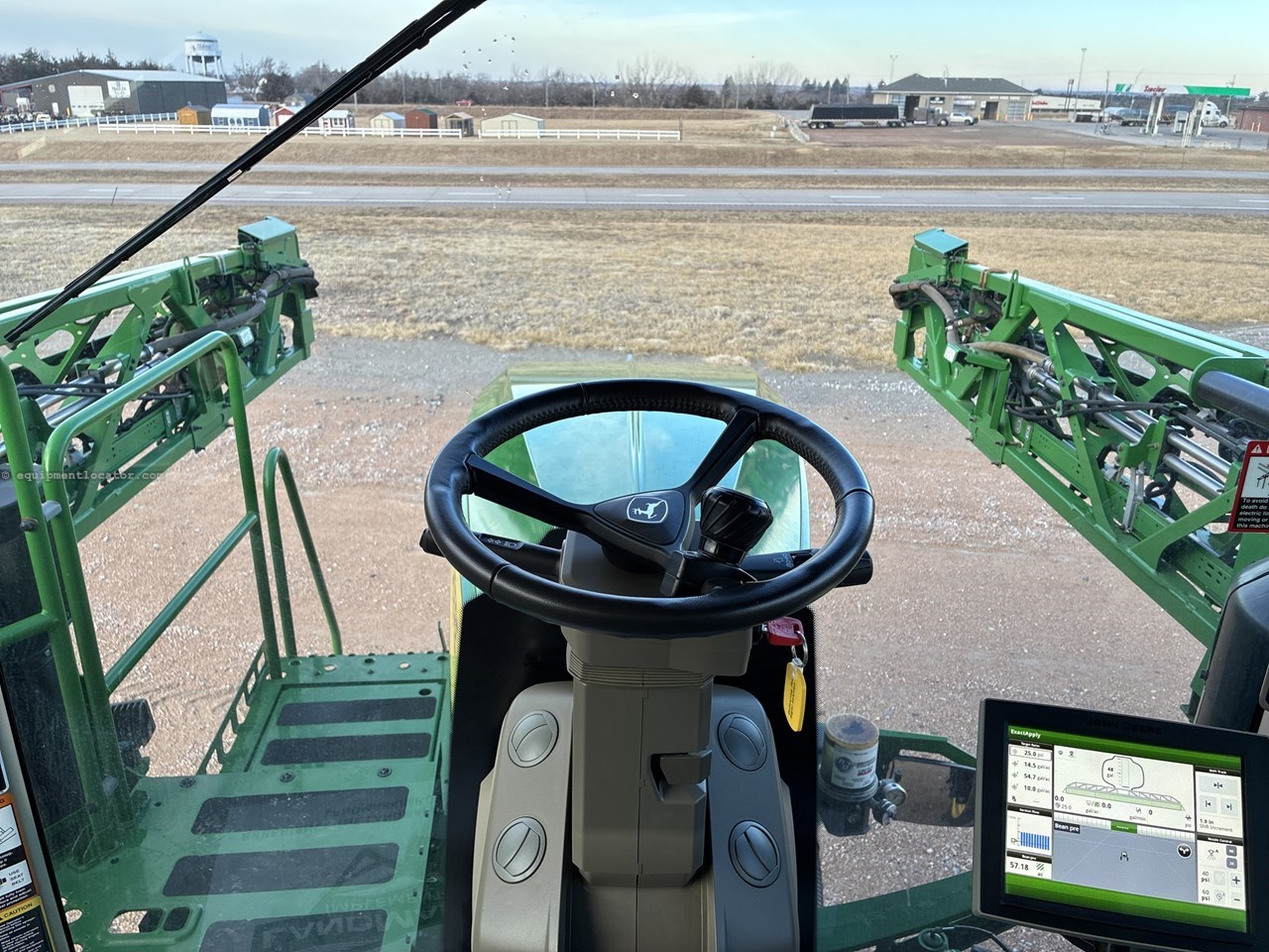 2022 John Deere 616R Image 19