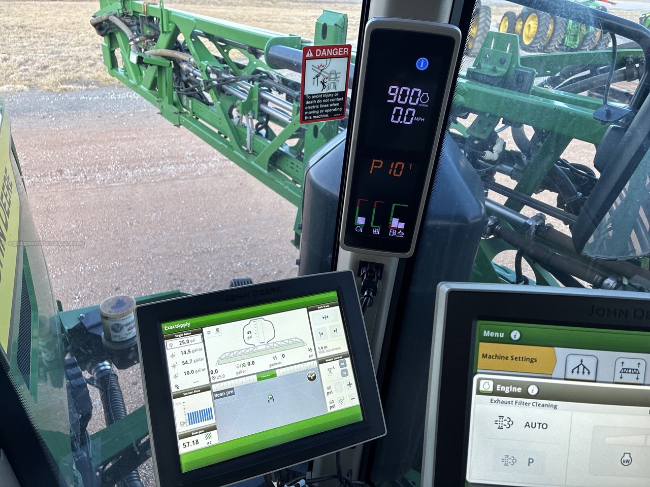 2022 John Deere 616R Image 21