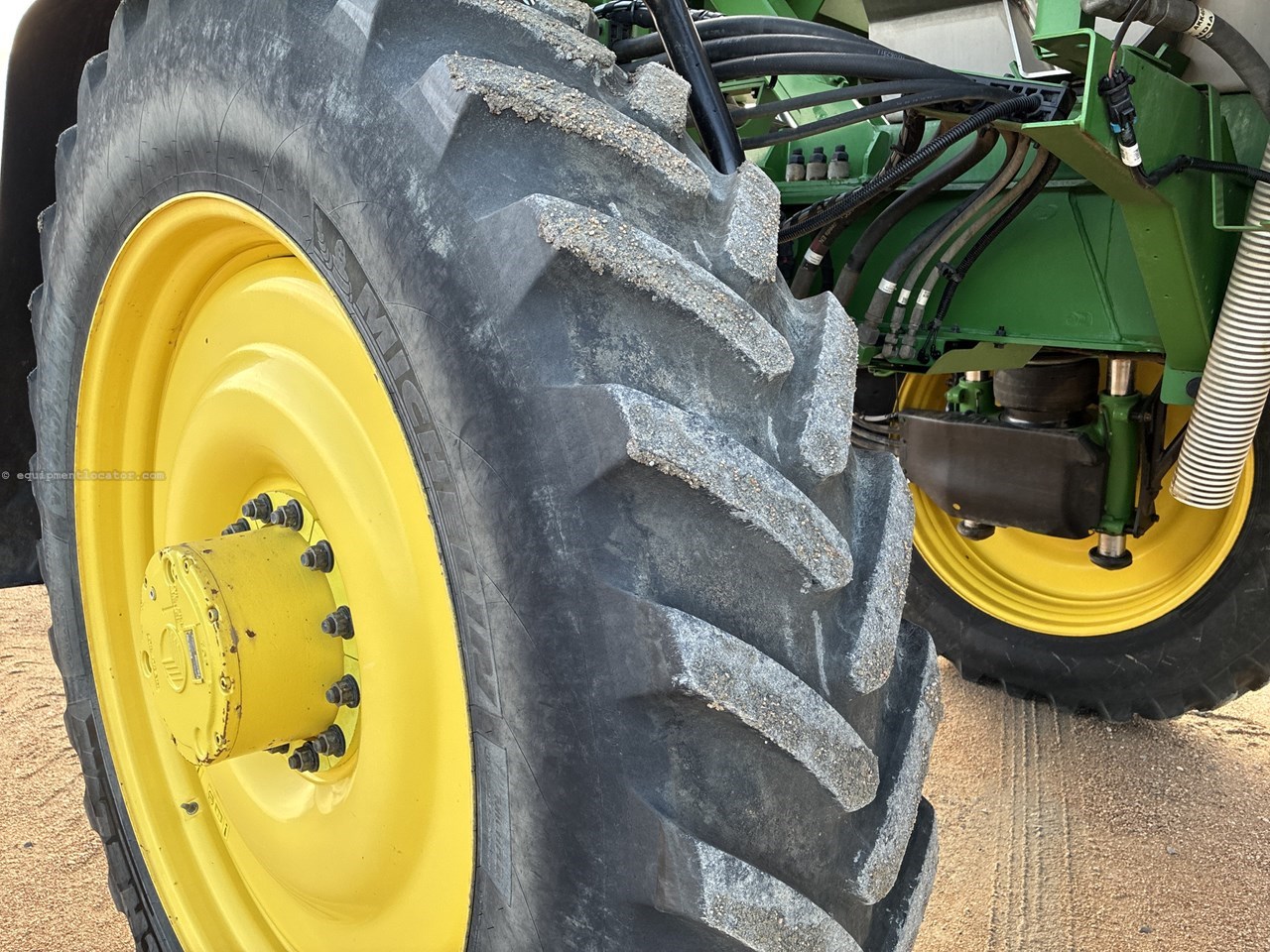 2022 John Deere 616R Image 24