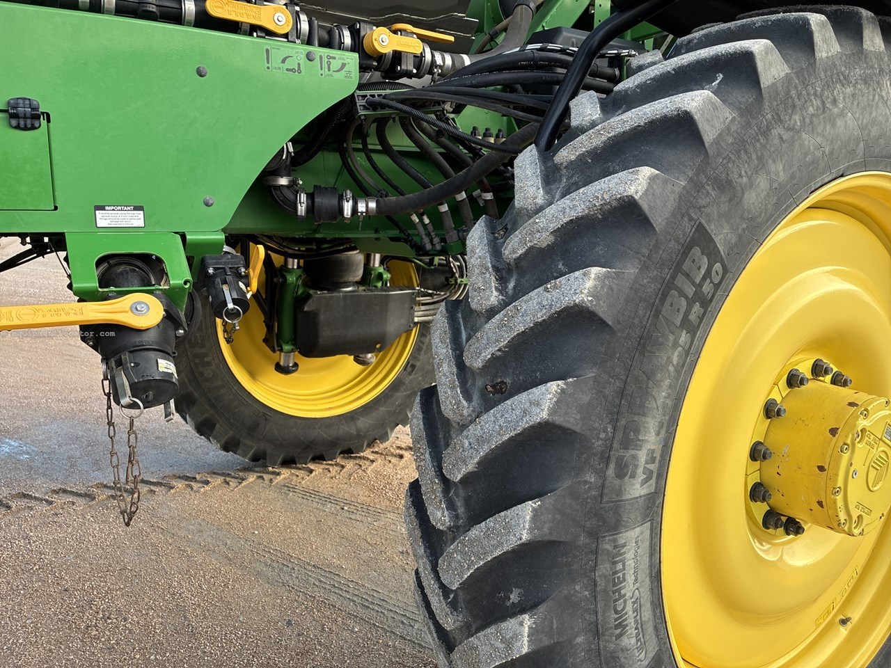 2022 John Deere 616R Image 26