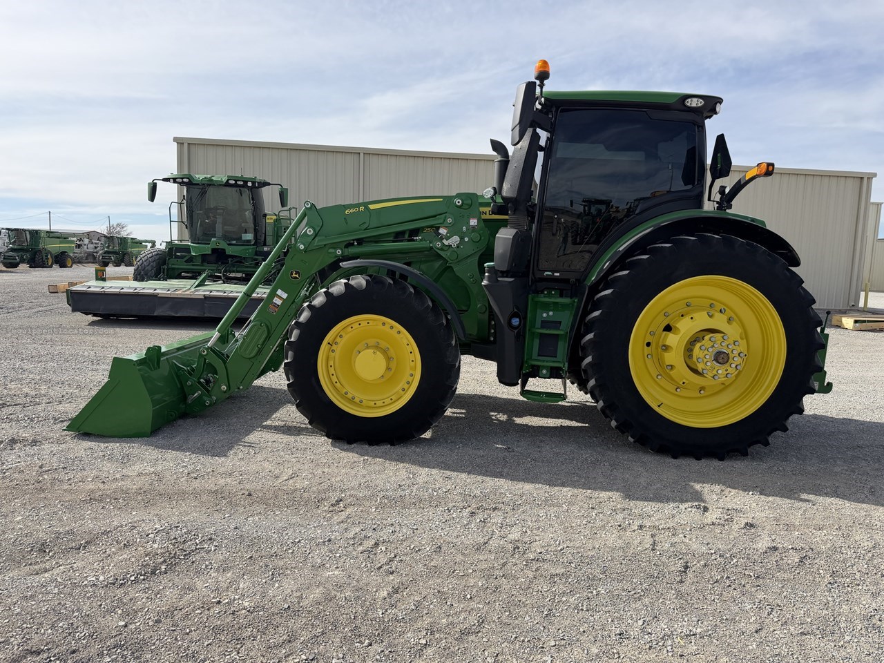 2024 John Deere 6R 250 Image 2